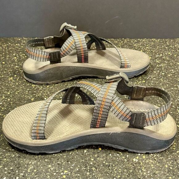Chaco Classic Z1 sandals. Men’s 13. Gray/orange.